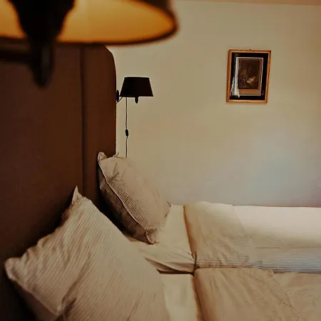 La Bruyere Villa *